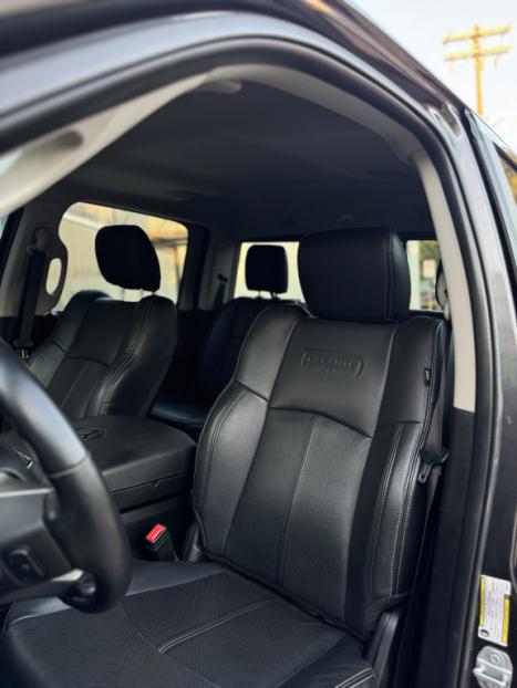 RAM Classic 5.7 V8 32V 4P HEMI LARAMIE AUTOM�TICO, Foto 8