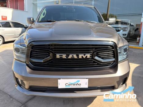 RAM Classic 5.7 V8 32V 4P HEMI LARAMIE NIGHT EDITION AUTOM�TICO, Foto 2