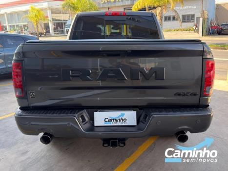 RAM Classic 5.7 V8 32V 4P HEMI LARAMIE NIGHT EDITION AUTOM�TICO, Foto 6