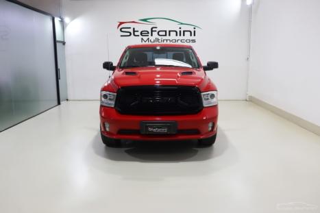 RAM Classic 5.7 V8 32V 4P HEMI LARAMIE NIGHT EDITION AUTOM�TICO, Foto 2