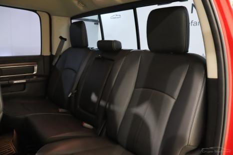RAM Classic 5.7 V8 32V 4P HEMI LARAMIE NIGHT EDITION AUTOM�TICO, Foto 8