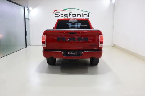 RAM Classic 5.7 V8 32V 4P HEMI LARAMIE NIGHT EDITION AUTOM�TICO, Foto 12