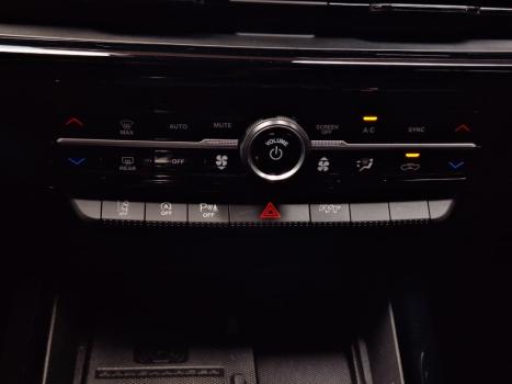 RAM Rampage 2.0 4P HURRICANE 4 TURBO R/T 4X4 AUTOM�TICO, Foto 22