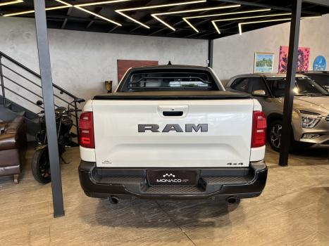 RAM Rampage 2.0 4P HURRICANE 4 TURBO R/T 4X4 AUTOM�TICO, Foto 10