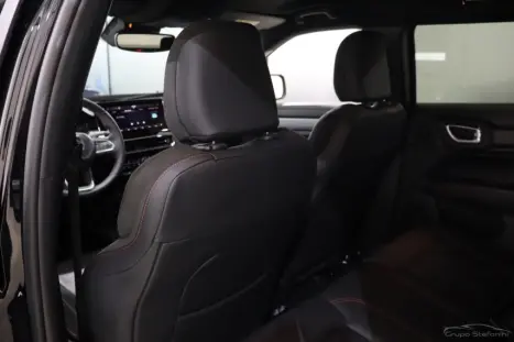 RAM Rampage 2.0 4P HURRICANE 4 TURBO R/T 4X4 AUTOM�TICO, Foto 9