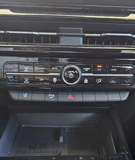 RAM Rampage 2.0 4P TURBO DIESEL LARAMIE 4X4 AUTOM�TICO, Foto 16