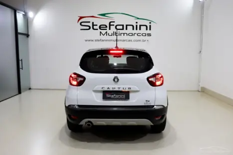 RENAULT Captur 1.3 16V 4P FLEX TCE ICONIC TURBO X-TRONIC AUTOM�TICO CVT, Foto 12