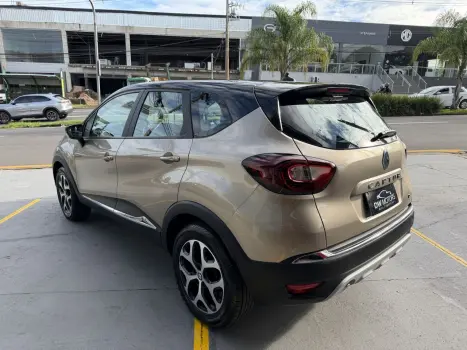 RENAULT Captur 1.3 16V 4P FLEX TCE INTENSE TURBO X-TRONIC AUTOM�TICO CVT, Foto 10