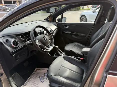 RENAULT Captur 1.3 16V 4P FLEX TCE INTENSE TURBO X-TRONIC AUTOM�TICO CVT, Foto 12