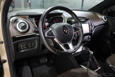 RENAULT Captur 1.3 16V 4P FLEX TCE ICONIC TURBO X-TRONIC AUTOM�TICO CVT, Foto 4