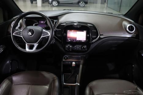 RENAULT Captur 1.3 16V 4P FLEX TCE ICONIC TURBO X-TRONIC AUTOM�TICO CVT, Foto 6