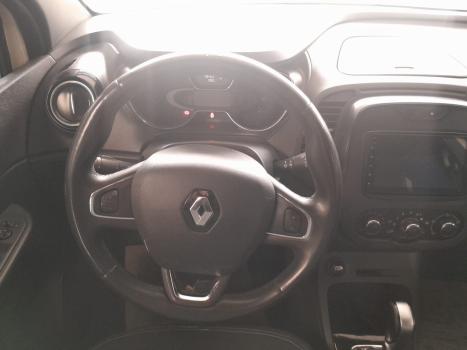 RENAULT Captur 1.3 16V 4P FLEX TCE ICONIC TURBO X-TRONIC AUTOM�TICO CVT, Foto 8