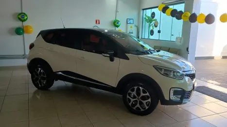 RENAULT Captur 1.6 16V 4P FLEX SCE INTENSE X-TRONIC CVT, Foto 2