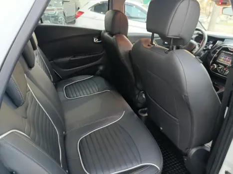 RENAULT Captur 1.6 16V 4P FLEX SCE INTENSE X-TRONIC CVT, Foto 3