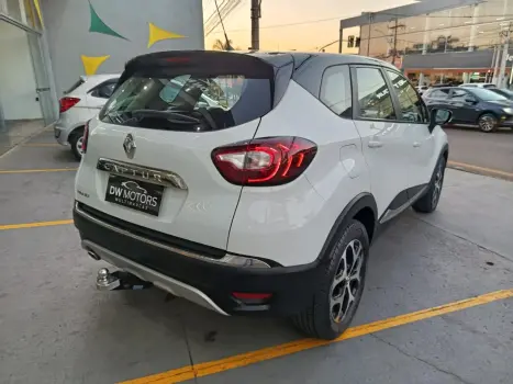 RENAULT Captur 1.6 16V 4P FLEX SCE INTENSE X-TRONIC CVT, Foto 16