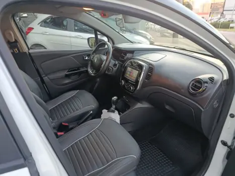RENAULT Captur 1.6 16V 4P FLEX SCE INTENSE X-TRONIC CVT, Foto 24