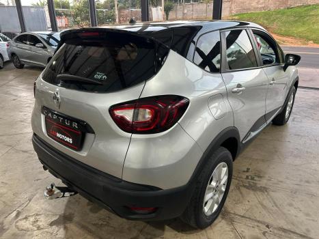 RENAULT Captur 1.6 16V 4P FLEX SCE INTENSE X-TRONIC CVT, Foto 4