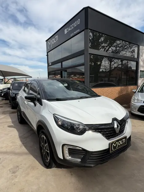 RENAULT Captur 1.6 16V 4P FLEX SCE LIFE X-TRONIC CVT, Foto 3