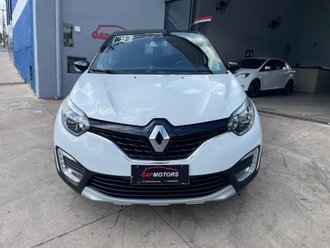 RENAULT Captur 2.0 16V 4P FLEX INTENSE AUTOMÁTICO, Foto 1 RENAULT Captur 2.0 16V 4P FLEX INTENSE AUTOMÁTICO, Foto 1