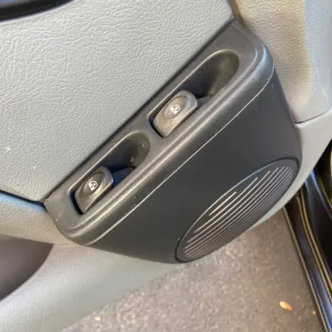 RENAULT Clio Hatch 1.6 16V HI FLEX EXPRESSION, Foto 8