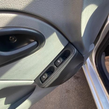 RENAULT Clio Hatch 1.0 16V HI FLEX EXPRESSION, Foto 9