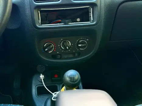 RENAULT Clio Hatch 1.0 16V 4P FLEX AUTHENTIQUE, Foto 9