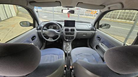 RENAULT Clio Sedan 1.0 16V 4P RT, Foto 8