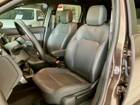 RENAULT Duster 1.3 16V 4P ICONIC TURBO TCe AUTOMTICO CVT, Foto 9