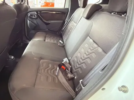 RENAULT Duster 1.3 16V 4P ICONIC TURBO TCe AUTOM�TICO CVT, Foto 12