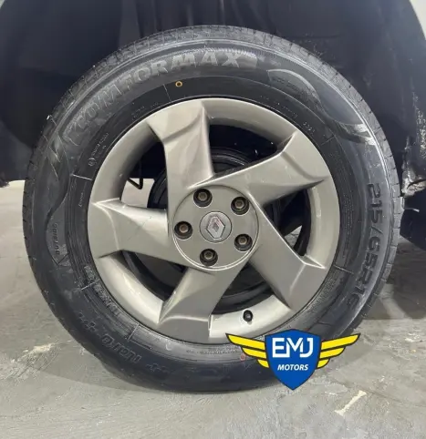 RENAULT Duster 1.6 16V 4P FLEX TECH ROAD, Foto 13