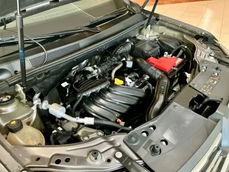 RENAULT Duster 1.6 16V 4P FLEX SCE INTENSE X-TRONIC AUTOM�TICO, Foto 35