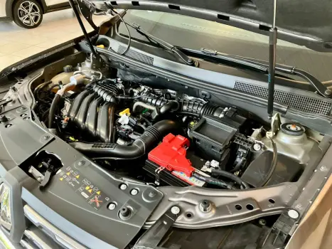 RENAULT Duster 1.6 16V 4P FLEX SCE INTENSE X-TRONIC AUTOM�TICO, Foto 36