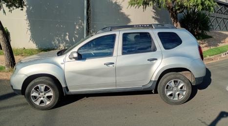 RENAULT Duster 1.6 16V 4P FLEX SCE AUTHENTIQUE X-TRONIC AUTOM�TICO, Foto 3