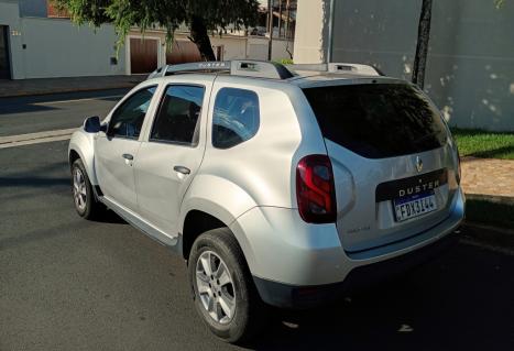 RENAULT Duster 1.6 16V 4P FLEX SCE AUTHENTIQUE X-TRONIC AUTOM�TICO, Foto 5