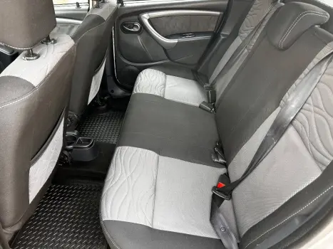 RENAULT Duster 1.6 16V 4P FLEX DYNAMIQUE AUTOMÁTICO CVT, Foto 9