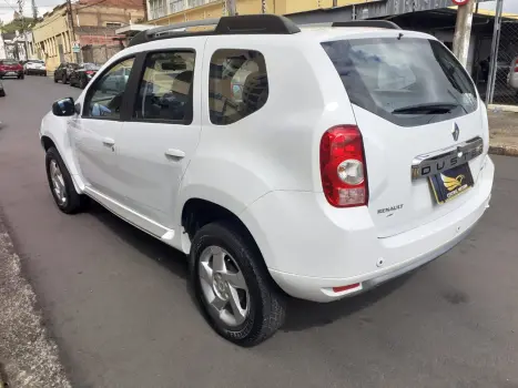 RENAULT Duster 2.0 16V 4P FLEX DYNAMIQUE AUTOMÁTICO, Foto 4 RENAULT Duster 2.0 16V 4P FLEX DYNAMIQUE AUTOMÁTICO, Foto 4