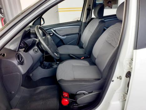 RENAULT Duster 2.0 16V 4P FLEX DYNAMIQUE AUTOMÁTICO, Foto 5 RENAULT Duster 2.0 16V 4P FLEX DYNAMIQUE AUTOMÁTICO, Foto 5
