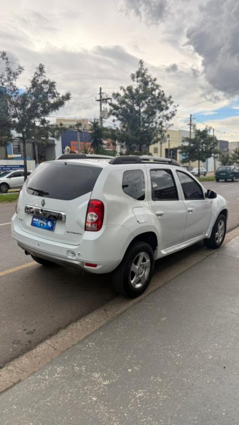 RENAULT Duster 2.0 16V 4P FLEX DYNAMIQUE AUTOM�TICO, Foto 4