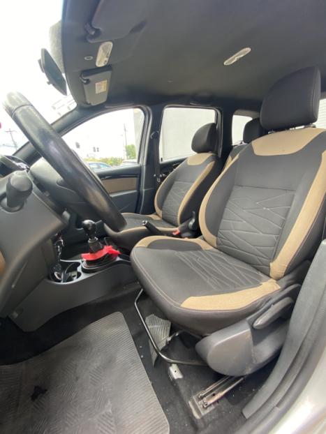 RENAULT Duster 2.0 16V 4P FLEX DYNAMIQUE 4X4, Foto 8