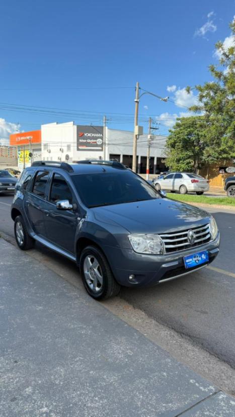 RENAULT Duster 2.0 16V 4P FLEX DYNAMIQUE AUTOM�TICO, Foto 2