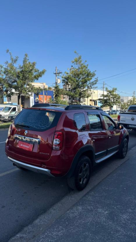 RENAULT Duster 2.0 16V 4P FLEX DYNAMIQUE AUTOM�TICO, Foto 4