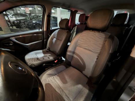 RENAULT Duster 2.0 16V 4P FLEX DYNAMIQUE AUTOM�TICO, Foto 8