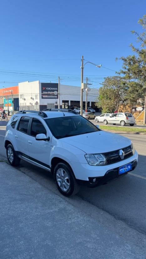 RENAULT Duster 2.0 16V 4P FLEX DYNAMIQUE 4X4, Foto 2