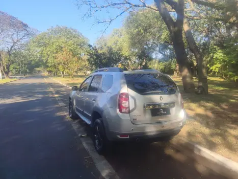 RENAULT Duster 2.0 16V 4P FLEX DYNAMIQUE AUTOM�TICO, Foto 2