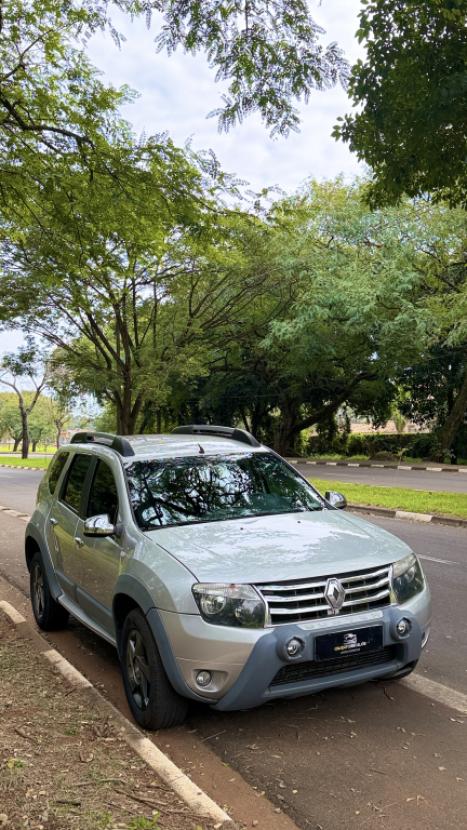 RENAULT Duster 2.0 16V 4P FLEX DYNAMIQUE AUTOM�TICO, Foto 4