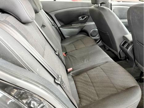 RENAULT Fluence 2.0 16V 4P FLEX DYNAMIQUE PLUS AUTOM�TICO, Foto 12