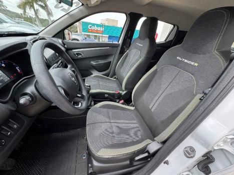 RENAULT Kwid 1.0 12V 4P SCE FLEX OUTSIDER, Foto 11