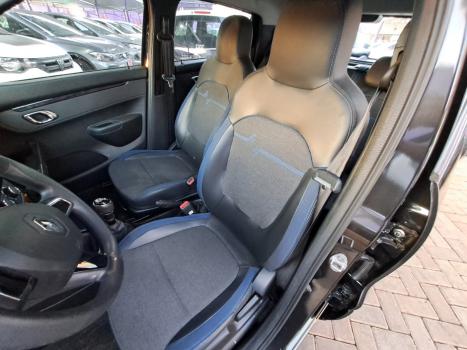 RENAULT Kwid 1.0 12V 4P SCE FLEX INTENSE, Foto 8 RENAULT Kwid 1.0 12V 4P SCE FLEX INTENSE, Foto 8