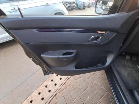 RENAULT Kwid 1.0 12V 4P SCE FLEX INTENSE, Foto 11 RENAULT Kwid 1.0 12V 4P SCE FLEX INTENSE, Foto 11