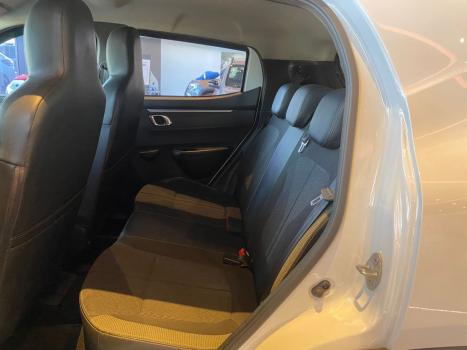 RENAULT Kwid 1.0 12V 4P SCE FLEX OUTSIDER, Foto 6